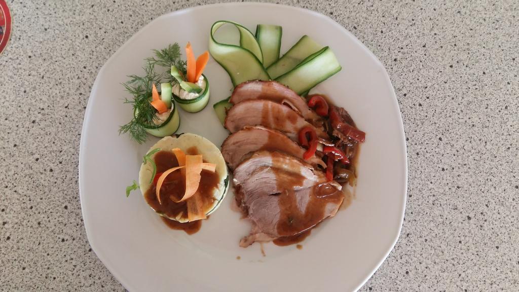 Lamon Hotel